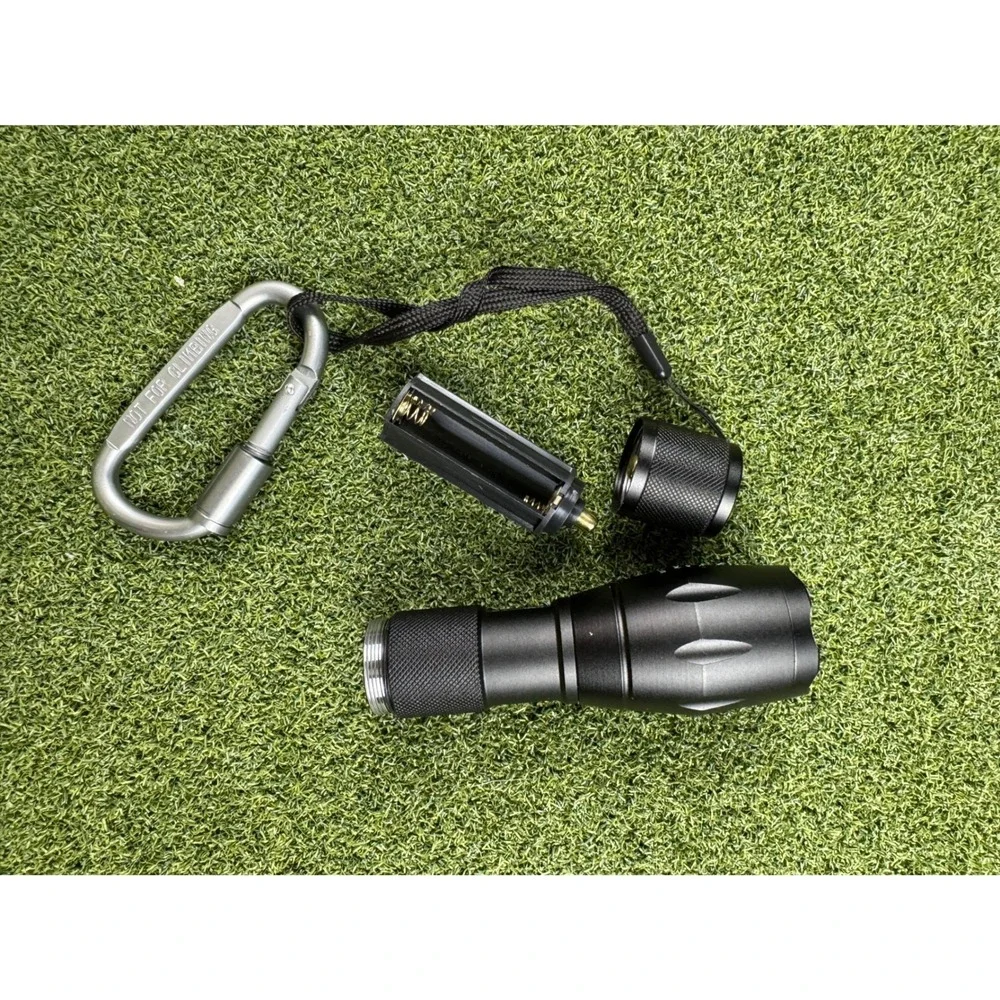 XML-T6 LED Tactical Flashlight‎ Zoomable 5 Modes w Carabiner Outdoor EDC